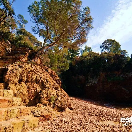 Holiday home Renove Avec Terrasse St Raphael Saint-Raphael (Var)