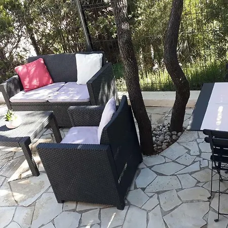 Renove Avec Terrasse St Raphael * Saint-Raphael (Var)